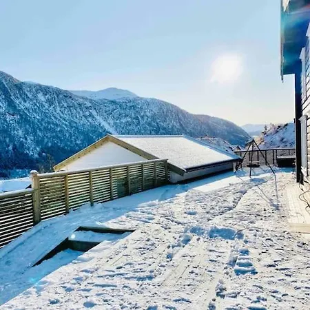 Large And Luxurious Family In Myrkdalen * Helgatun