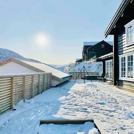 Dom wakacyjny Large And Luxurious Family In Myrkdalen Helgatun
