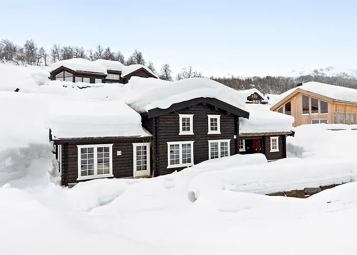 Large And Luxurious Family In Myrkdalen Helgatun