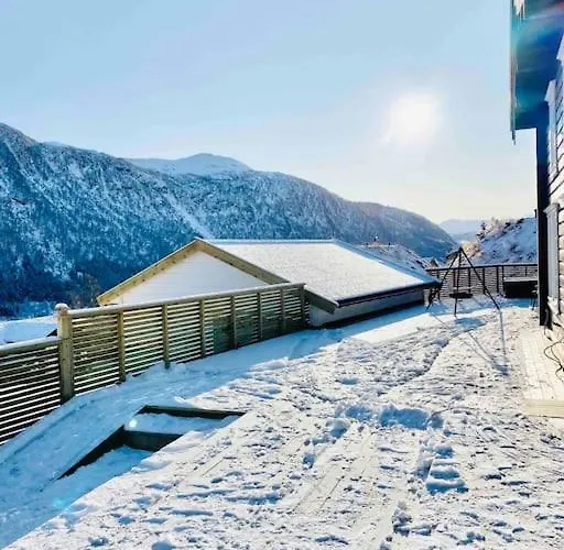 Large And Luxurious Family In Myrkdalen * Helgatun